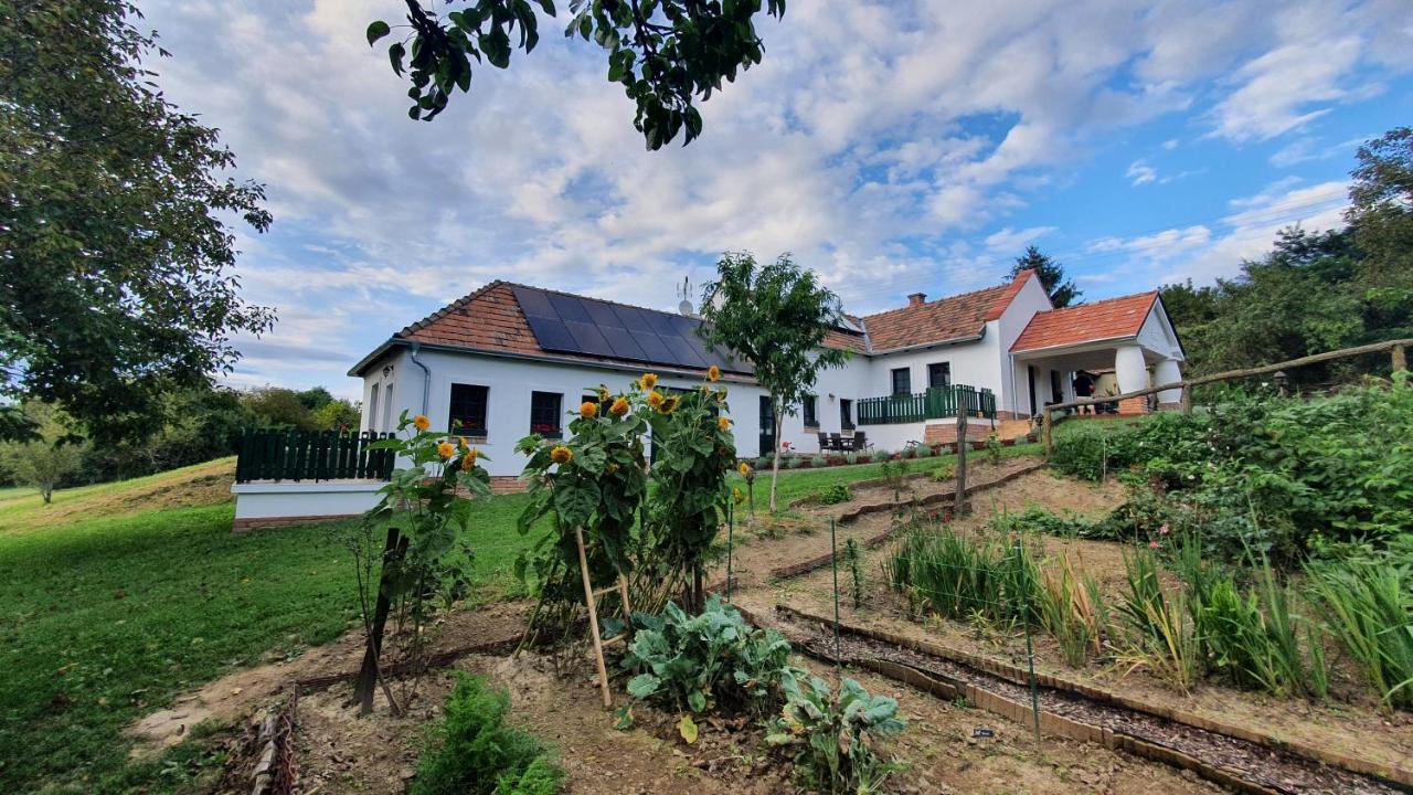 Palos Resort Zalacsany Luaran gambar