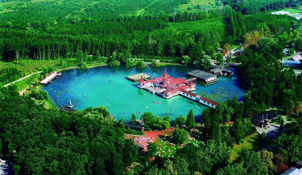 Palos Resort Zalacsany Luaran gambar